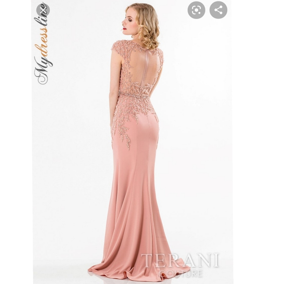 NWT NEVER WORN TERANI COUTURE FORMAL DRESS